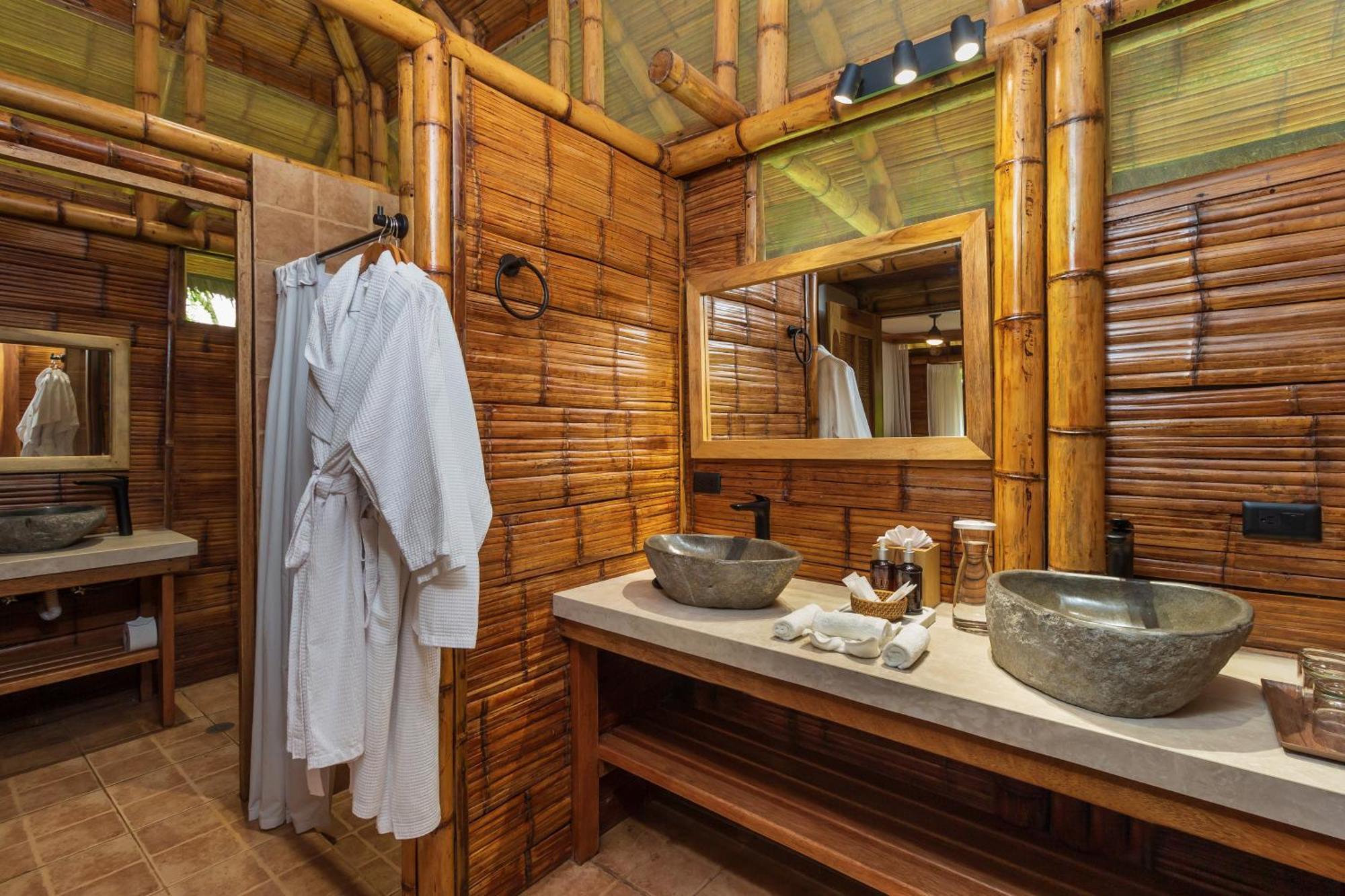 La Selva Eco-Lodge & Retreat Providencia Екстериор снимка